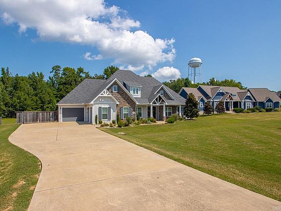 3rd image of 4040 Vineyard Way