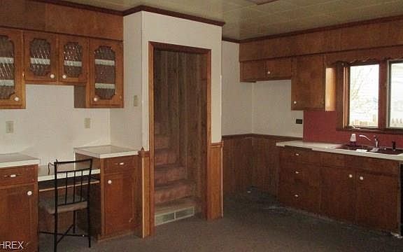 5th image of 125 N Main St
