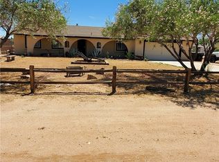 11201 Truchas Rd, Apple Valley, CA 92308