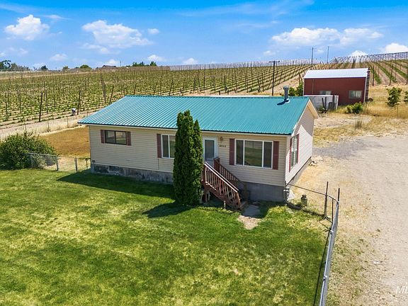 3rd image of 28643 Peckham Rd