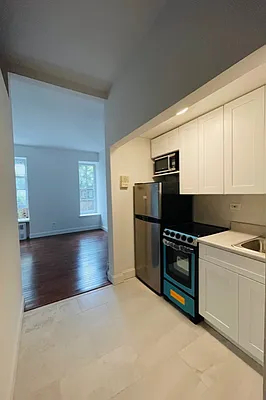 Rented by Evans Nye, Inc | media 10