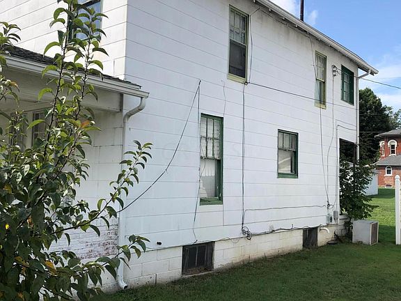4th image of 290 Everett Ave