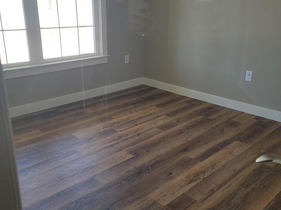 5th image of 1030 E Bentley Cir