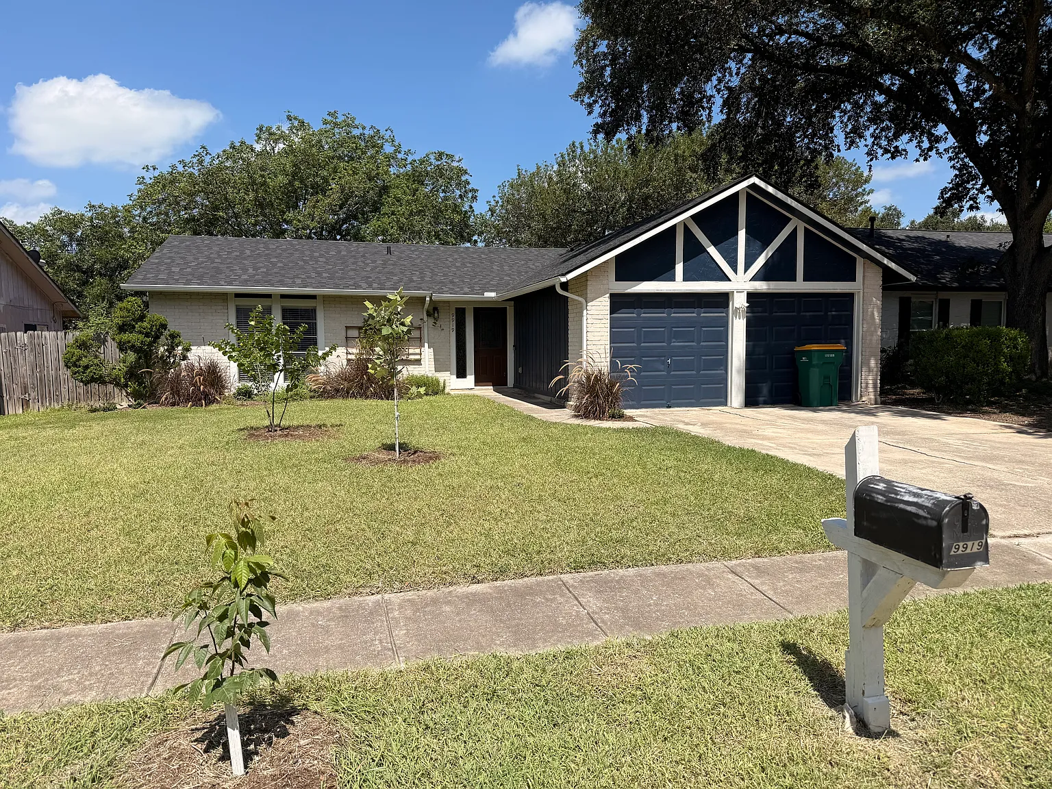 3 bed, 1440 sqft, $1,750 — Photo 2