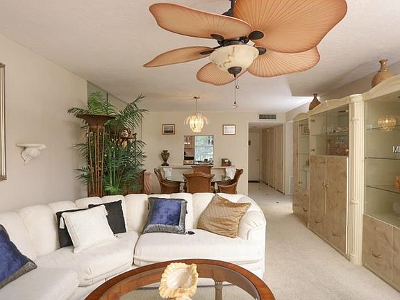 3rd image of 4960 Gulf Of Mexico Dr Unit 202