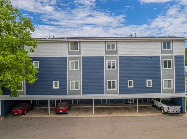 50 Marine Dr #8, Michigan City, IN 46360