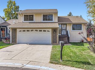7435 W Maple Dr, Lakewood, CO 80226