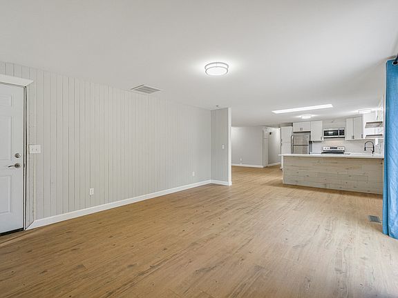 5th image of 7112 85th Ave NW