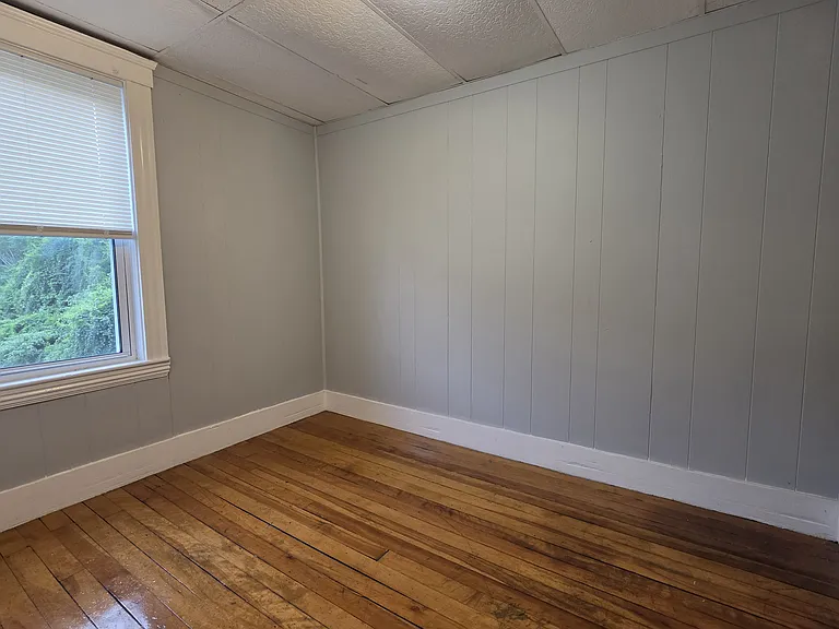 16 Groton Pl #3 — Photo 9