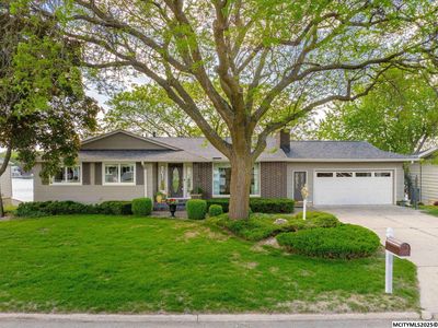 78 Lakeview Dr, Mason City, IA, 50401