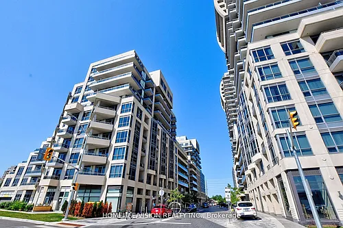 9205 Yonge St Photo 1