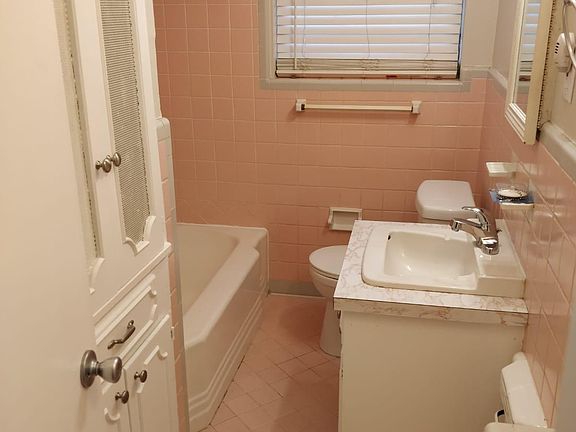 3rd image of 10243 San Juan Ave