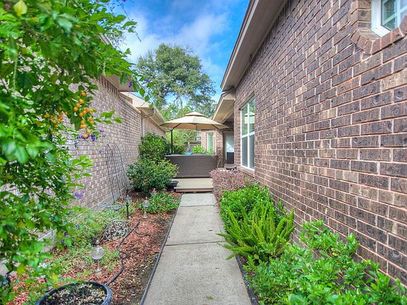 4th image of 3419 Cape Forest Dr