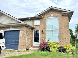437 Merrill Ave, Lasalle, ON N9J3R2