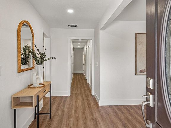 5th image of 3345 Valley Square Ln