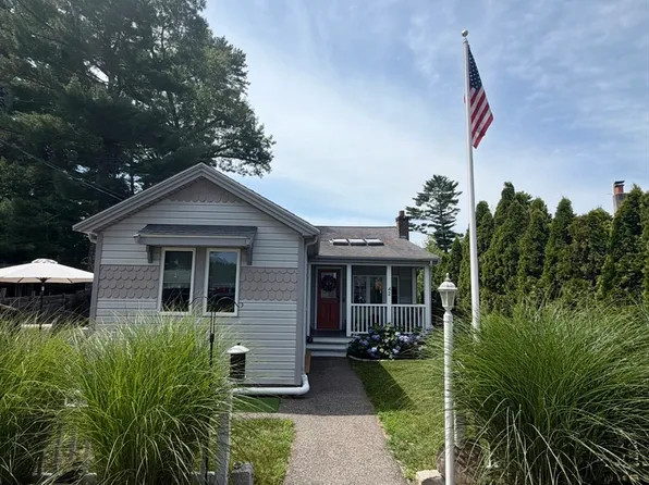 42 Crystal Lake Dr, Carver, MA 02330