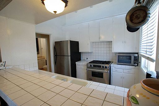 3rd image of 1727 W Balboa Blvd APT 4