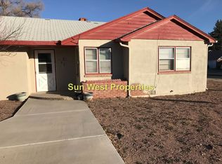 702 N Dustin Ave, Farmington, NM 87401