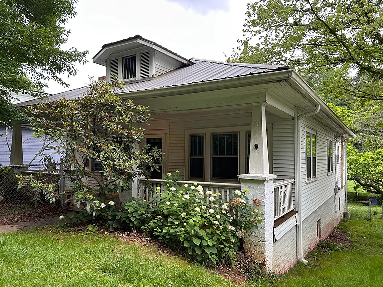236 Old County Home Rd — Photo 3