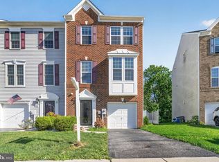 833 Blossom Dr, Hanover, PA 17331