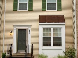 922 Smartts Ln NE, Leesburg, VA 20176
