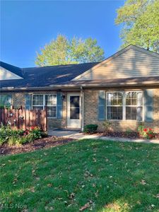 154 Bentley Dr, Elyria, OH, 44035