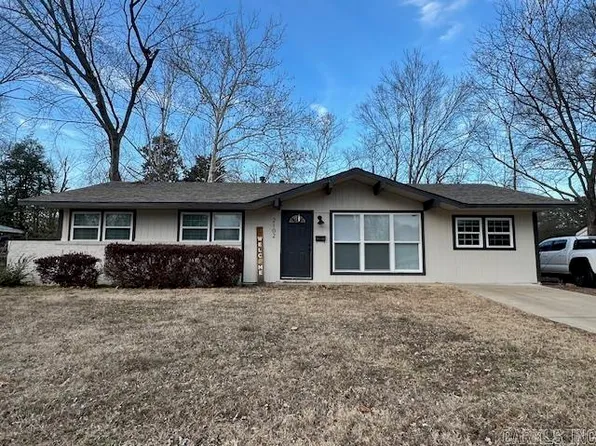 2102 Broadview Ave, Conway, AR 72034