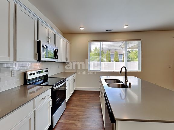 4th image of 17609 26th Avenue Ct E