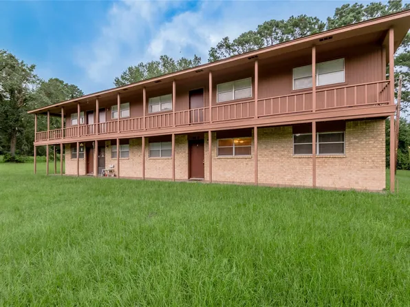 120 McAdams Ln #E, Huntsville, TX 77320