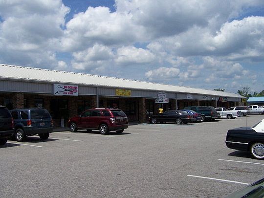 2nd image of 1250 Peach Orchard Rd