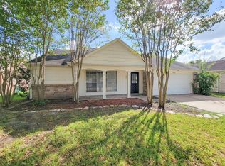 9602 Secretariat Dr, Houston, TX 77065