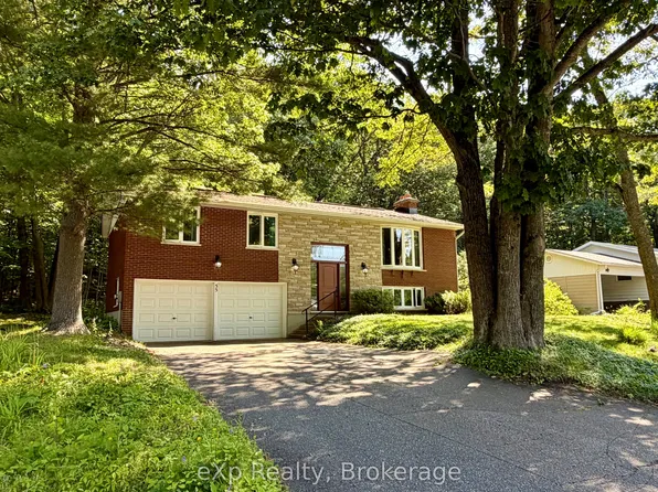 55 Wilshier Blvd, Bracebridge, ON P1L 1L2