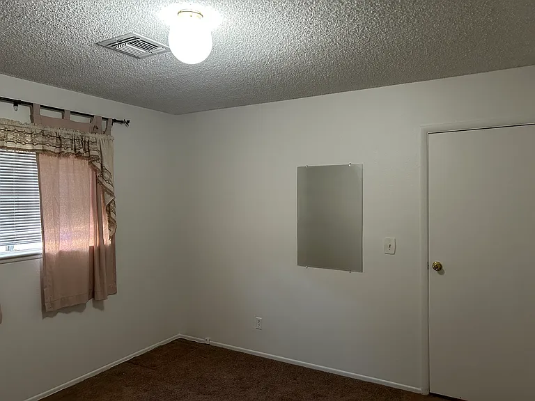 Hidden Valley Dr — Photo 13