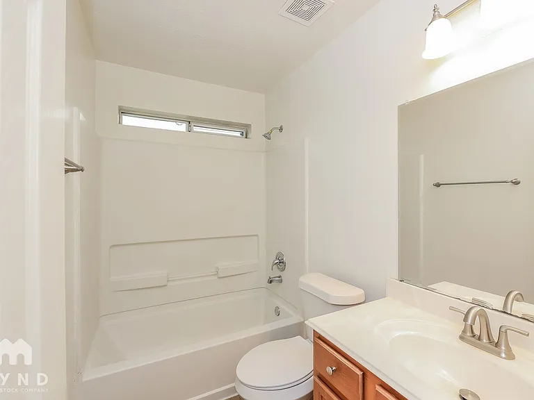 4511 Monarch Blue Ln — Photo 13