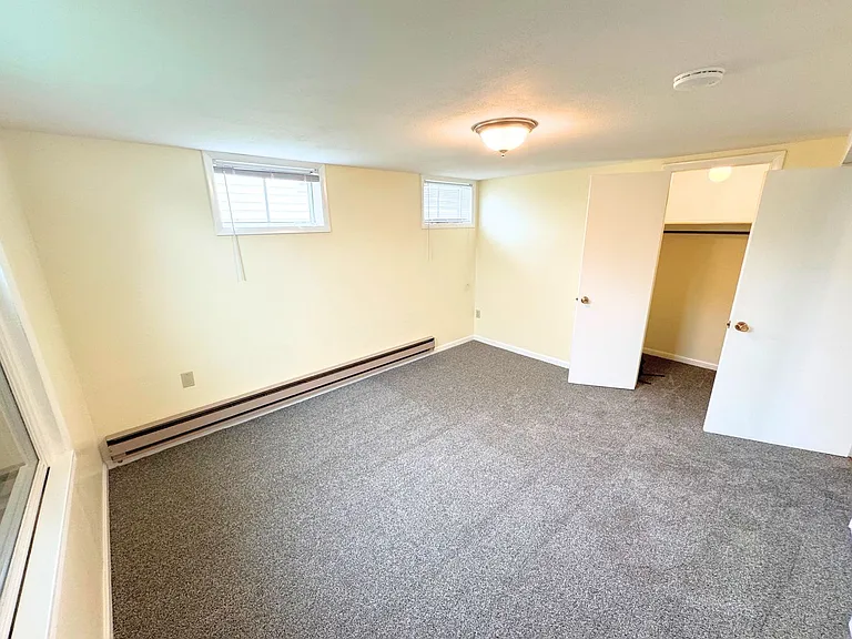 1606 W Healey St — Photo 12