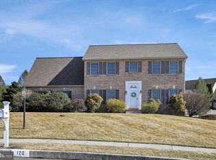 120 Brinser Ct, Hummelstown, PA 17036