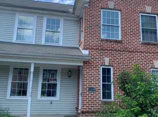 4027 Bradford Cir, Mount Joy, PA 17552