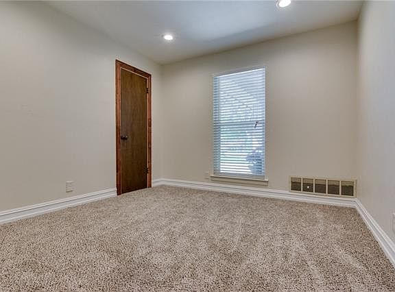 4th image of 1307 San Marcos Dr