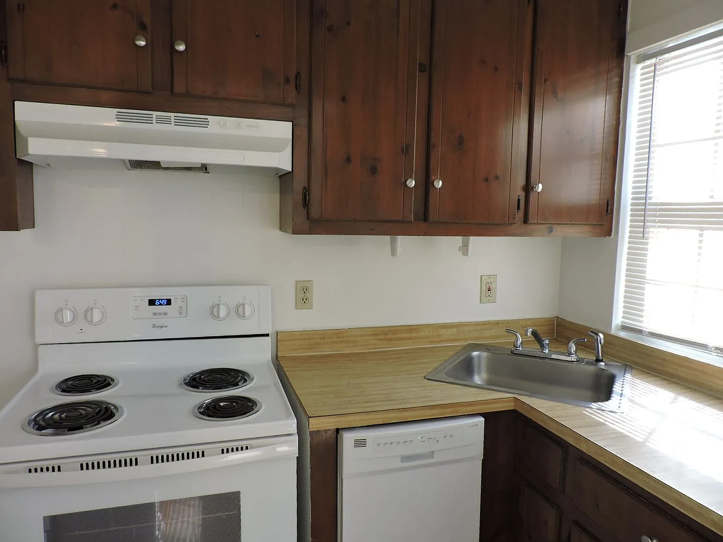 Cedar Lake Drive- Andersen — Photo 4