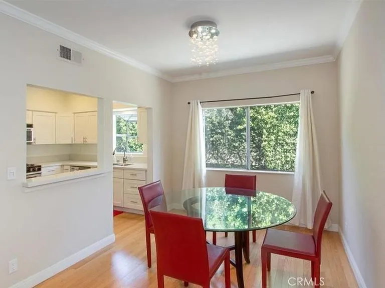 478 S Madison Ave #5 — Photo 8