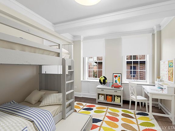 4th image of 28 E 10th St APT 6D