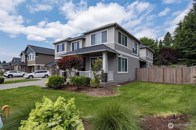 2nd image of 6414 SE 5th Place