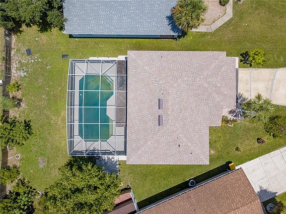 3rd image of 3226 Fairfield Dr
