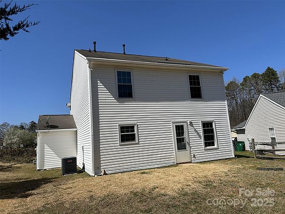 2nd image of 4904 Cornelia Dr