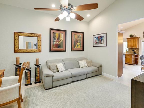 3rd image of 10092 NW 13th Ct