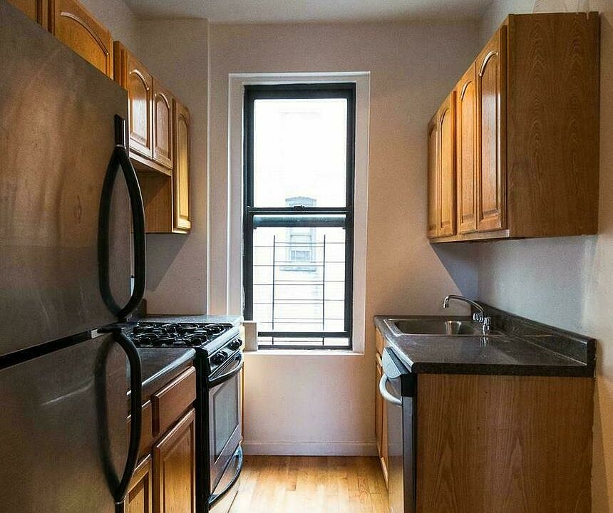 1st image of 284 Eastern Pkwy APT 4A