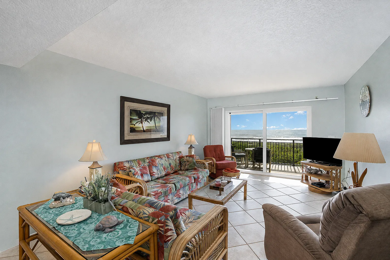 1 bed, 1.0 bath, 881 sqft, $2,350 — Photo 2