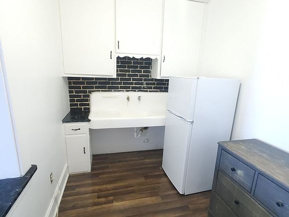 3rd image of 6306-6308 22nd Ave #2