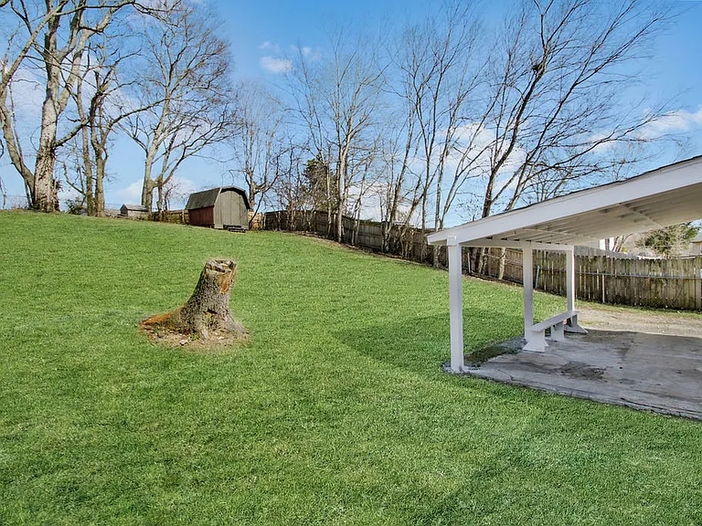 238 Townes Dr — Photo 27