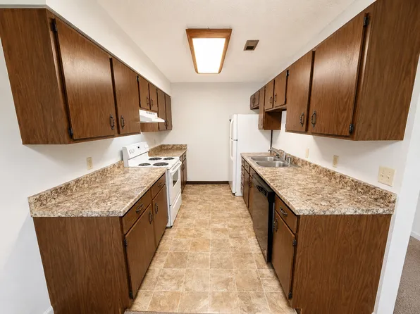 Raven Oaks Apartments